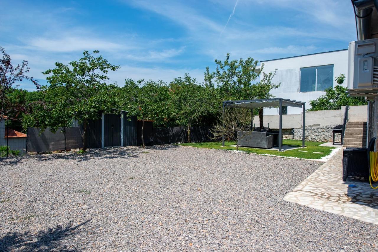 Apartman Noa Kastav Buitenkant foto