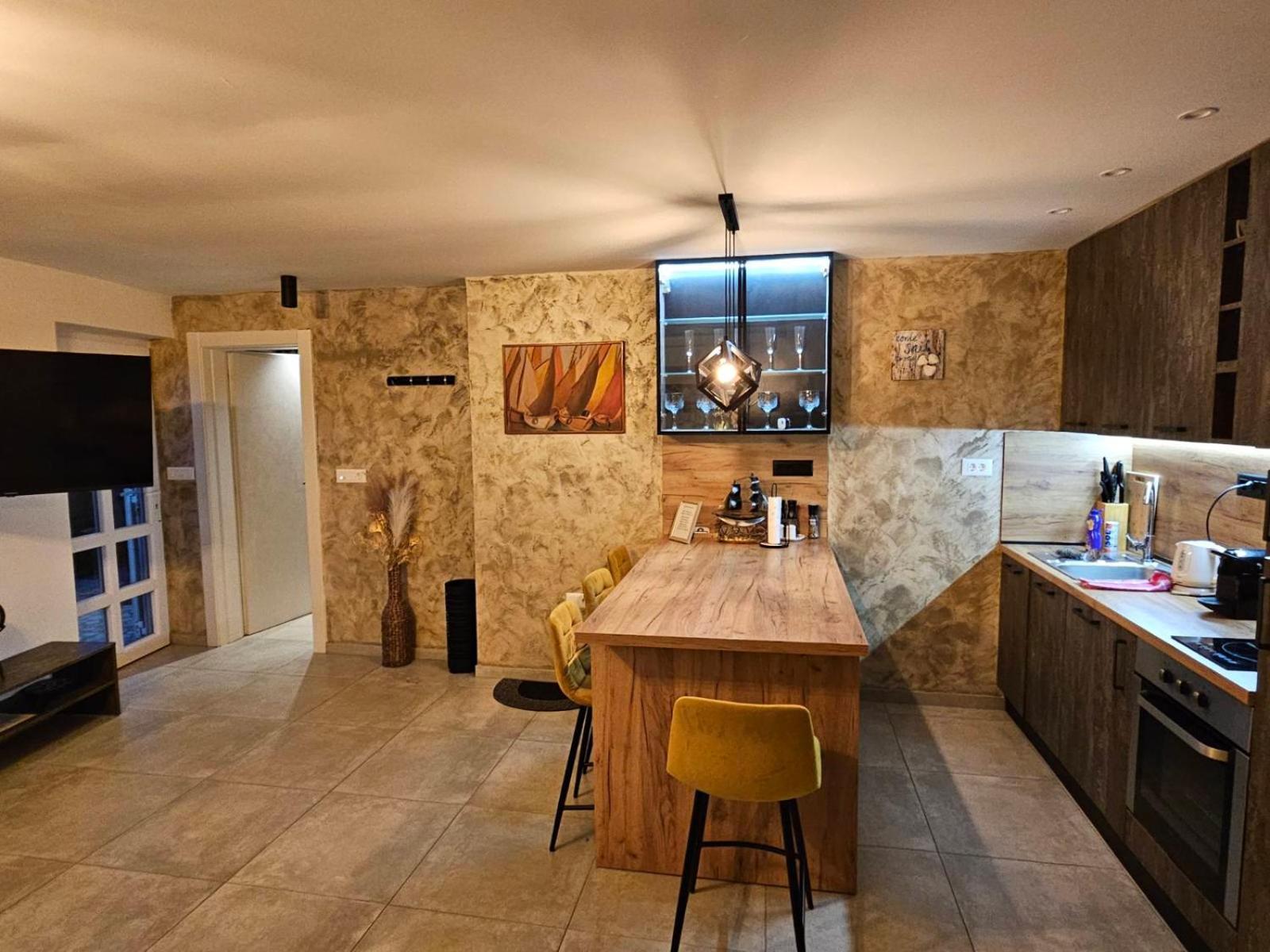 Apartman Noa Kastav Buitenkant foto